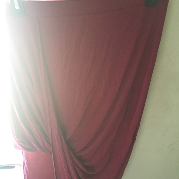 Short Wine Maxi skirt - Picture 2 of 4